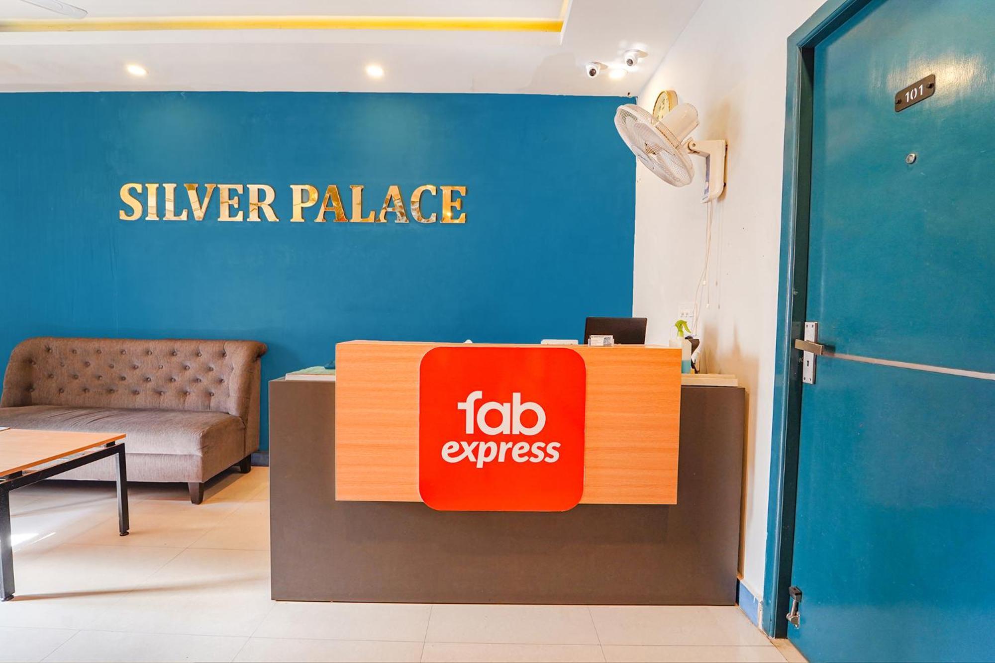Fabexpress Silver Palace 钦奈 外观 照片